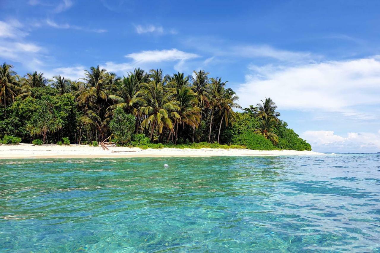 Ira Bungalows Pulau Banyak Alaban Exterior photo