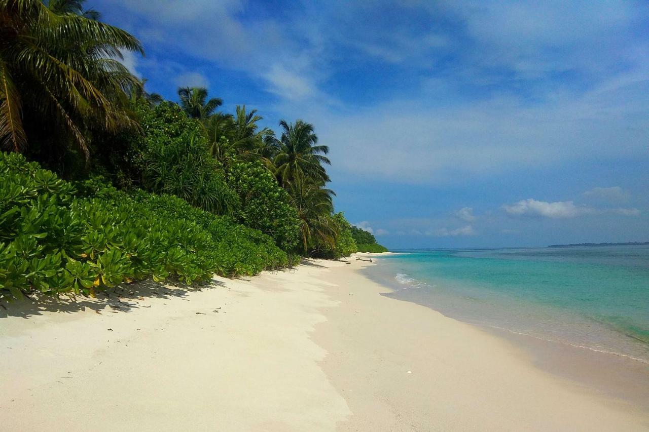Ira Bungalows Pulau Banyak Alaban Exterior photo